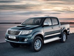 Toyota Hilux Double Cab 2011 года